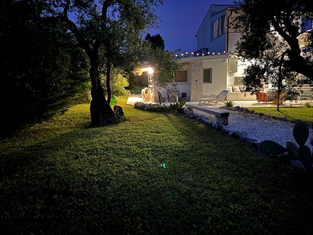 Bed & Breakfast Mediterranee Con Parking Space Trani
